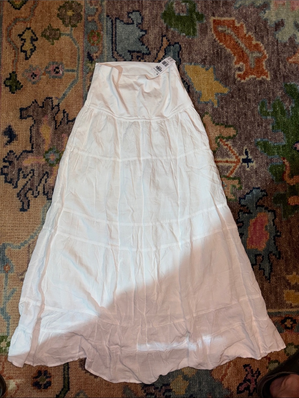 Hollister
2-in-1 Convertible Maxi Skirt to Midi Dress - Picture 2 of 8